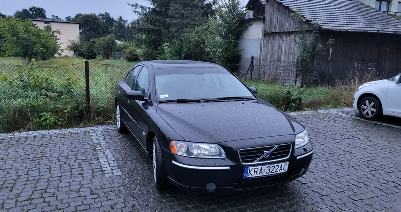 Volvo S60 cena 27900 przebieg: 220000, rok produkcji 2006 z Słomniki małe 121